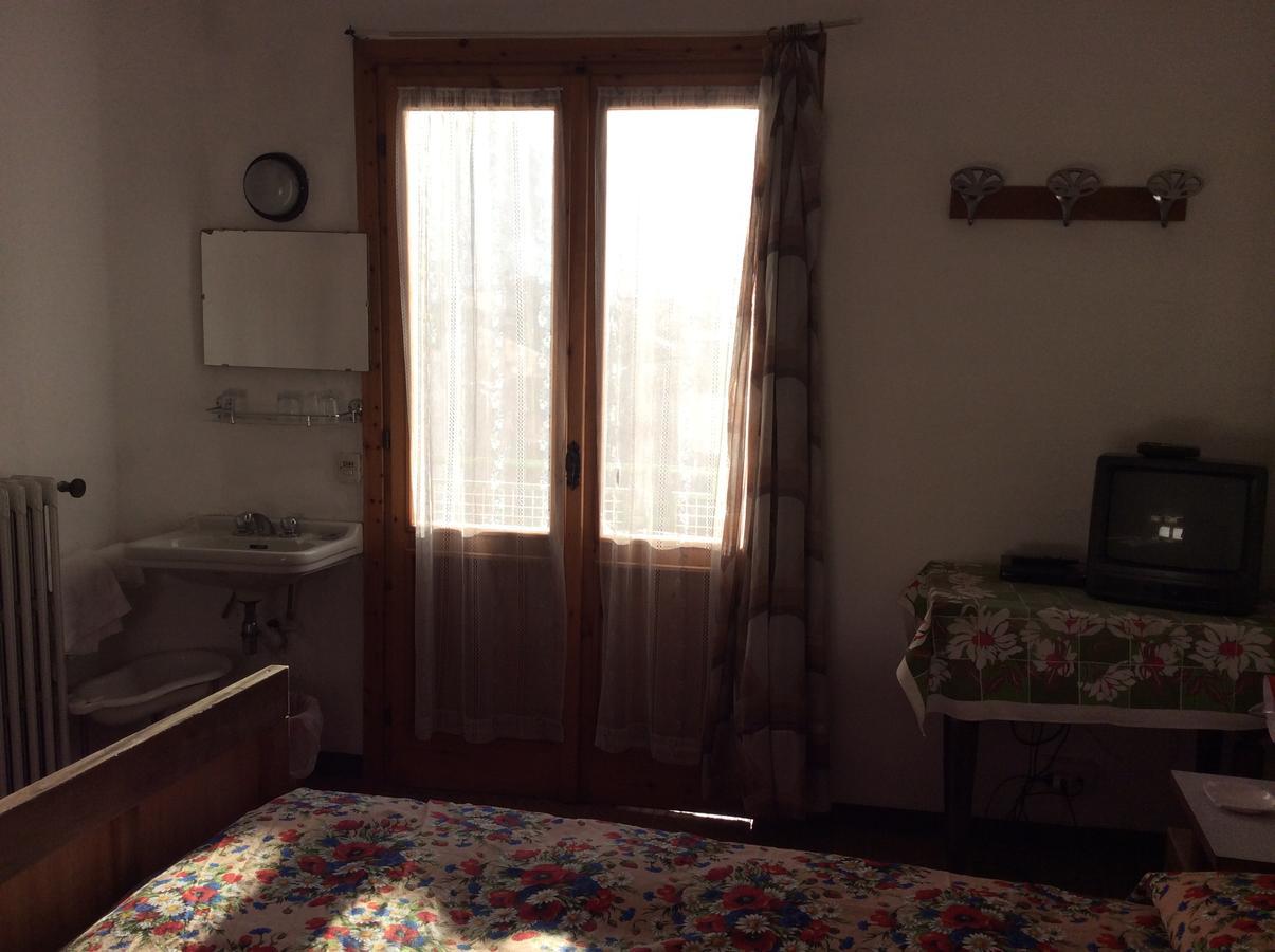Albergo Cervo ปอนเตดีเลโญ ภายนอก รูปภาพ